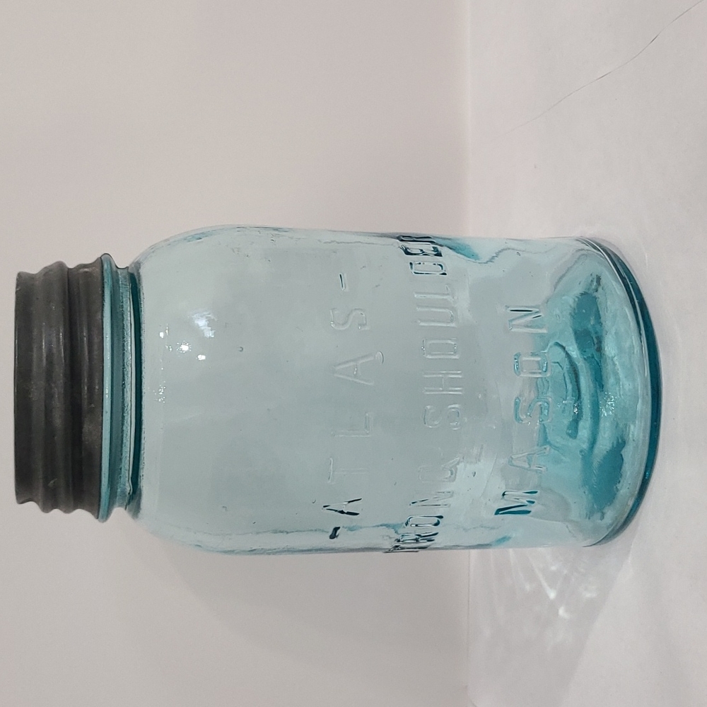 Vintage Atlas Blue Strong Shoulder Mason Jar with Zinc Lid Quart